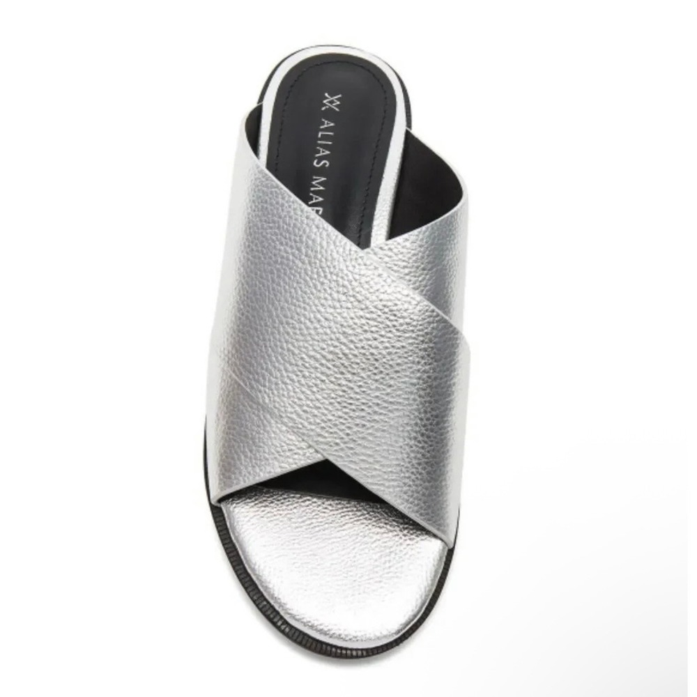 Alias Mae Thesis Cross Strap Leather Sandal Metallic Silver 39 / 8